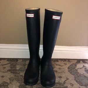 Hunter Rain Boots - matte black